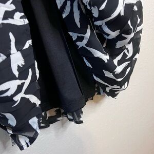 GAP Monochrome Abstract Print Dress